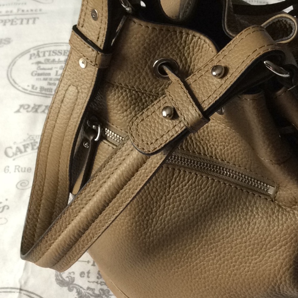 *SOLD* Danier Leather Bucket Bag